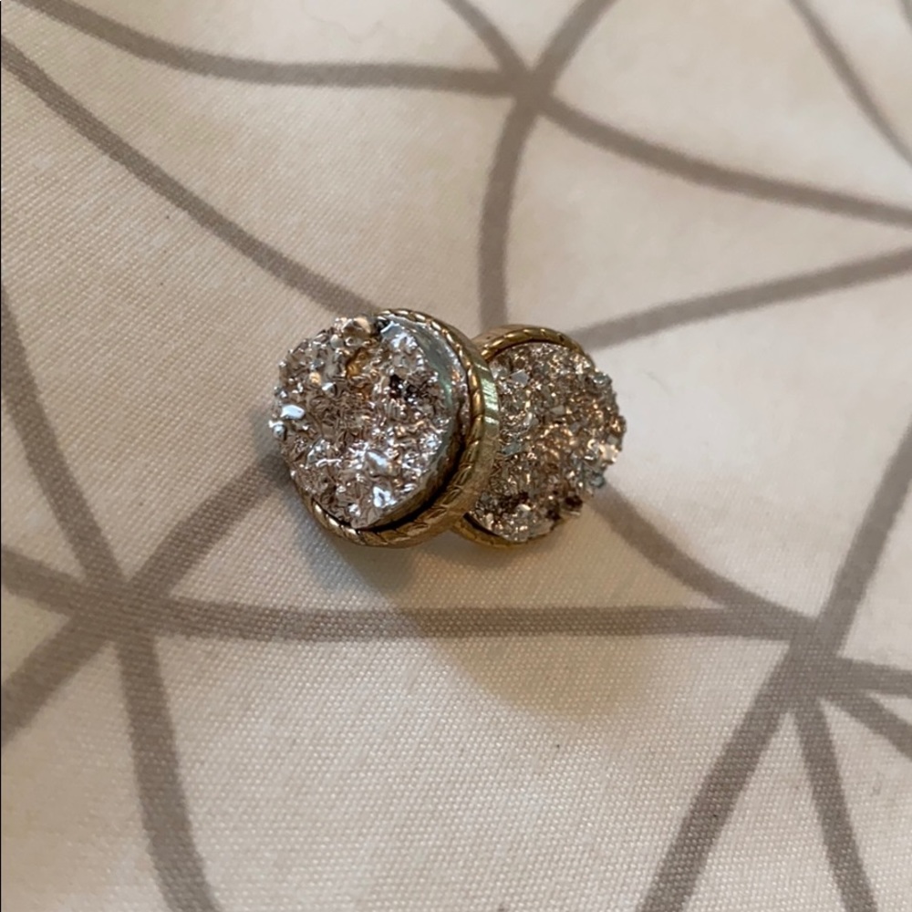 Pretty earrings